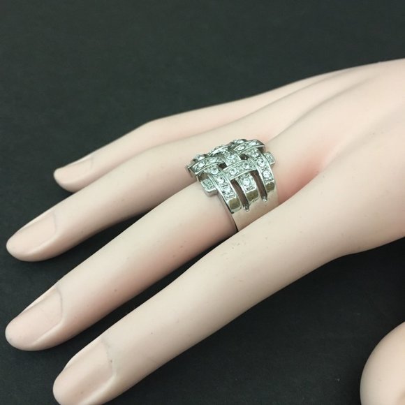 Cocktail Ring - Picture 8 of 9